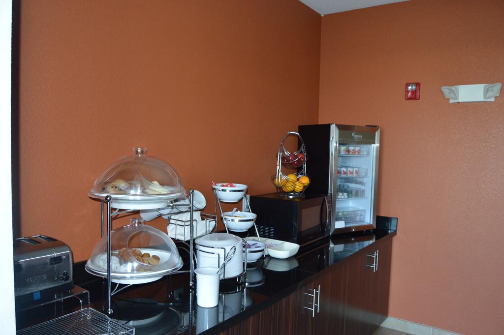 Sleep Inn & Suites Елк-Сіті Екстер'єр фото